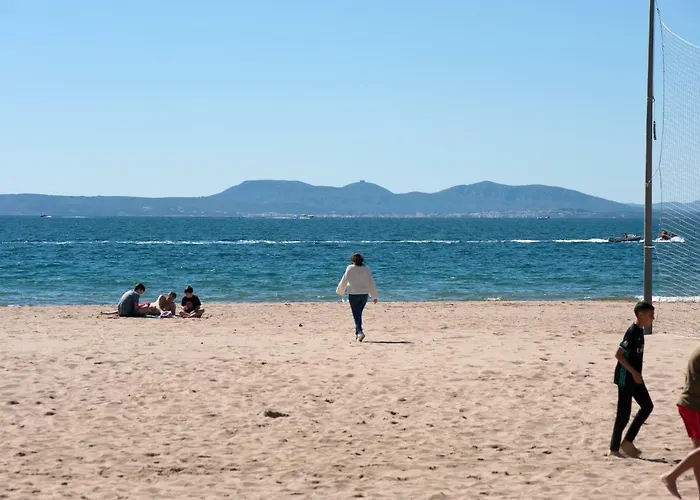Apartamento A Pie De Playa, Climatizado Y Parking